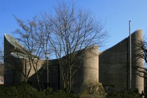(581)_3-067_St._Pius_Kirche,_St._Pius-Kirchplatz_1_(Stadionviertel)