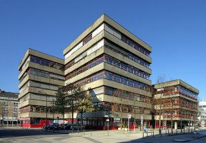 640px-Stadtbibliothek_Köln_Rückseite_(0031-33)